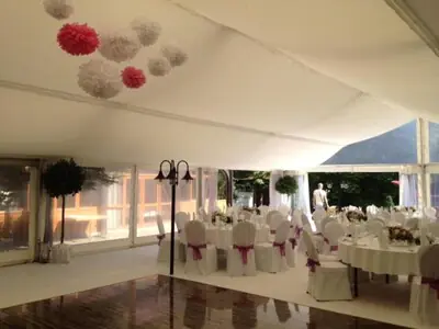Partyzelt
