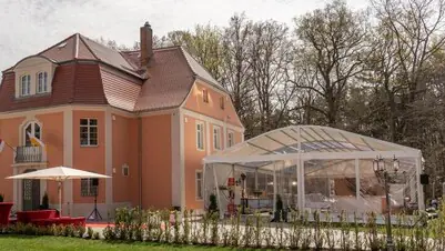 Rundbogenzelt